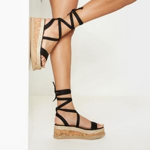 Niella Black Espadrille Flatform Sandals